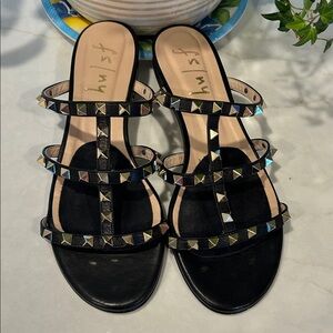 French Sole/New York Black Leather pyramid Studded Slip On Sandals Women 8.5